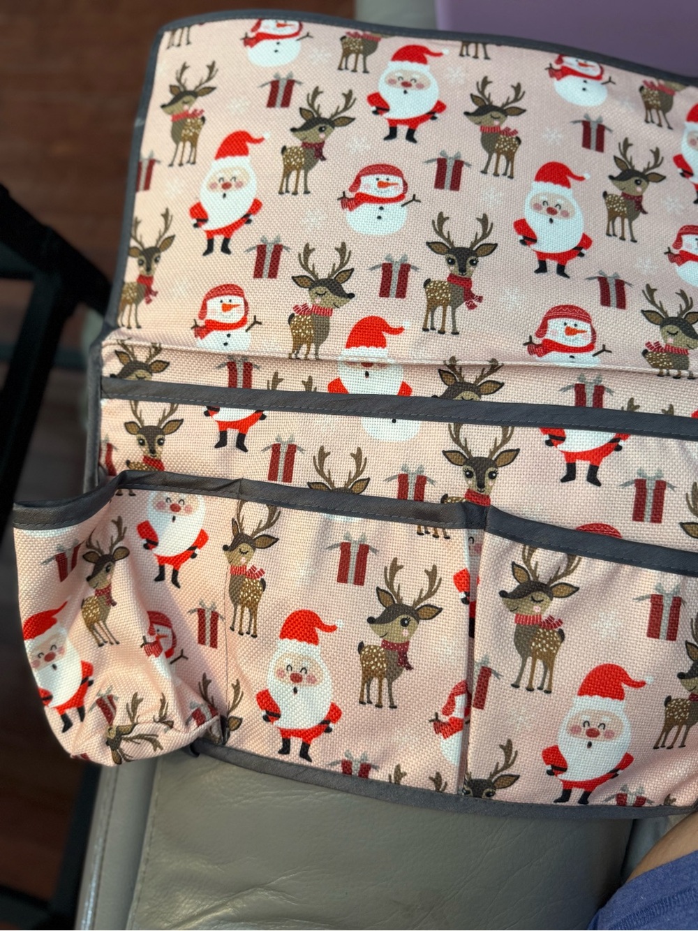 Festive Santa & Reindeer bed Organizer - Pink Holiday Print